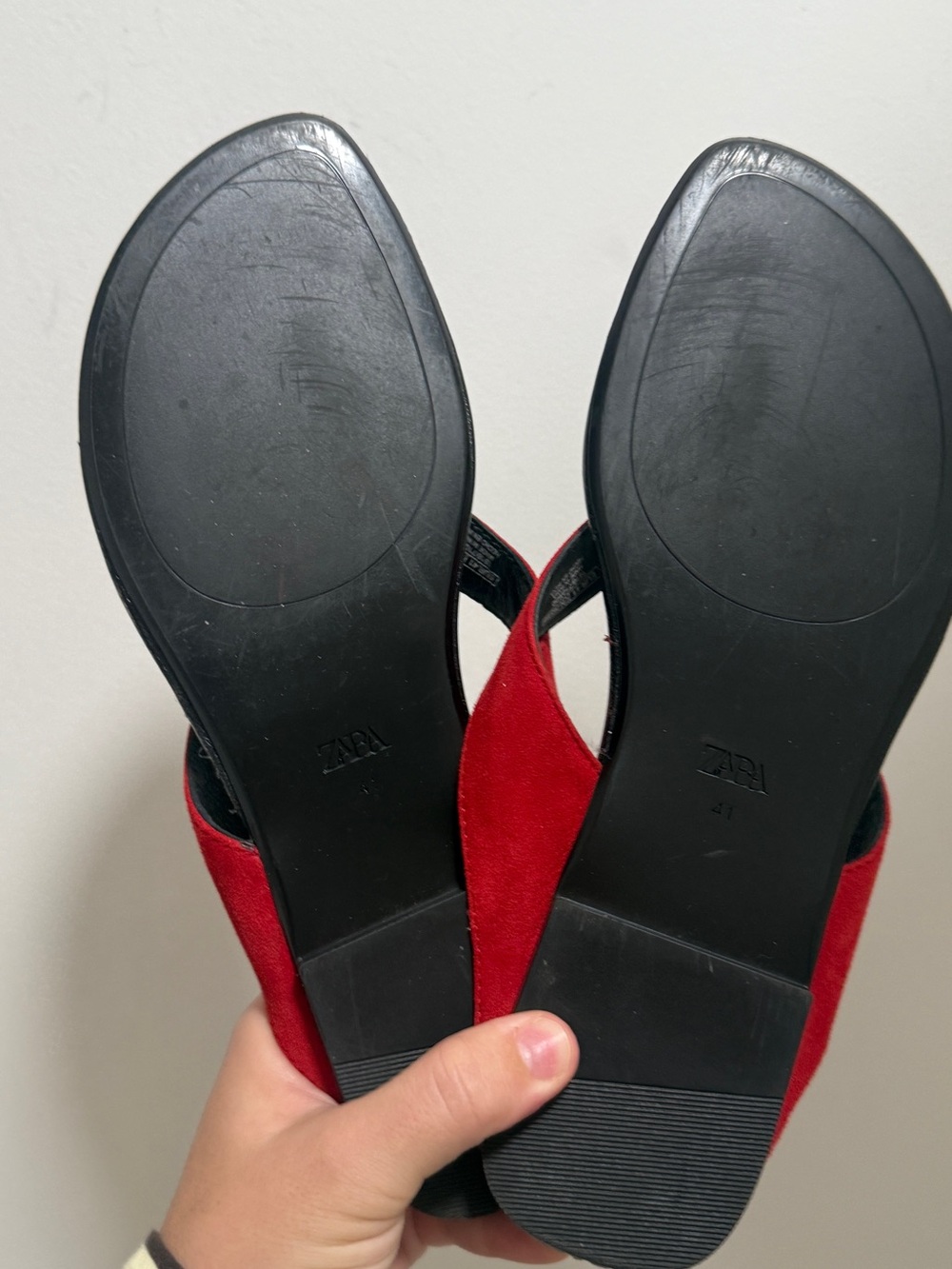 ZARA Women's Red Suede Thong Sandals - Picture 2 of 3